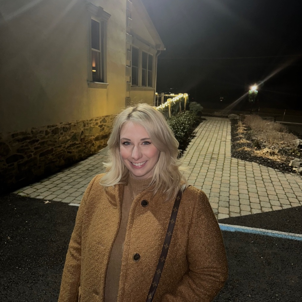 Meet your Posher, Lauren